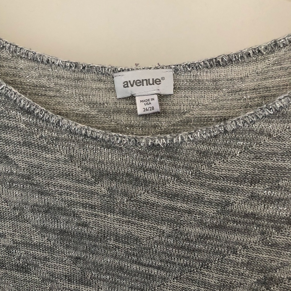 Light weight sweater silver sparkle accents